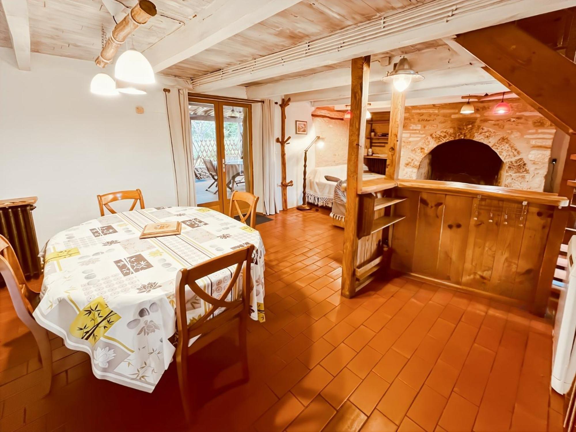 Maison chaleureuse Montignac-Lascaux Extérieur photo